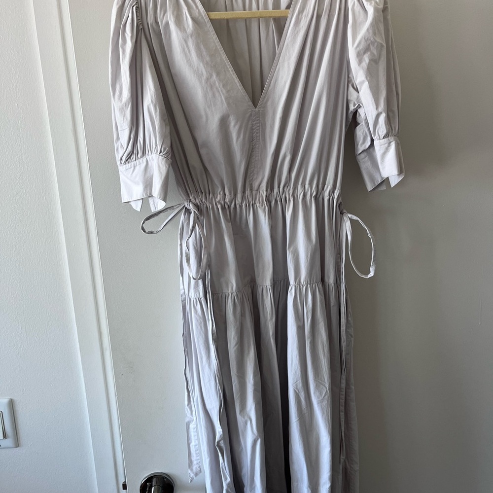 Ulla Johnson Pale Gray V-Neck Midi Dress with Puff Sleeves